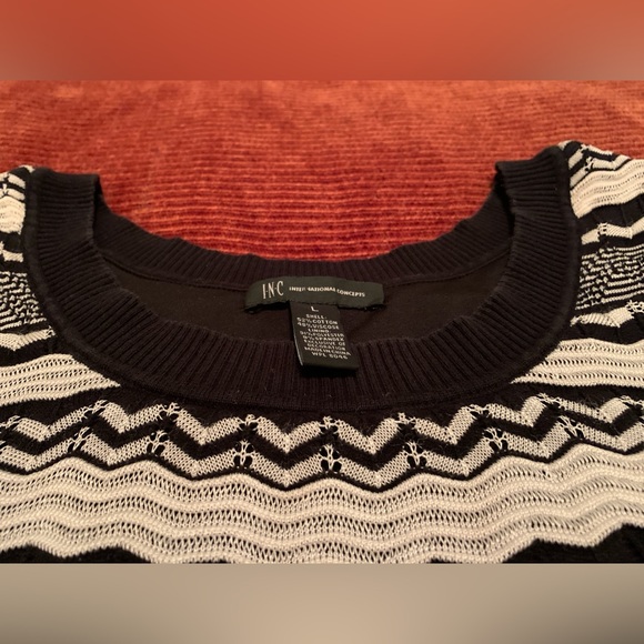 Crochet Mini-Midi Black & Cream Sleeveless Dress - Picture 3 of 16